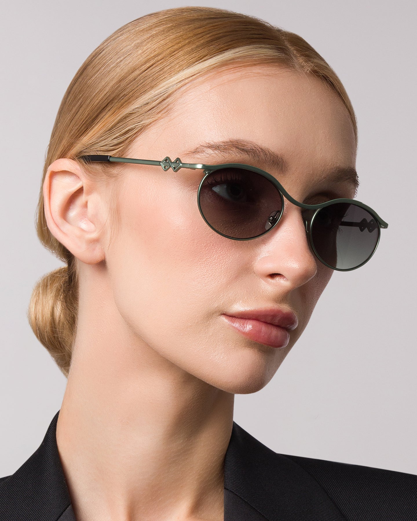 Shop Taylor Sunglasses in Mint Colour – Available Online in USA, UK, Canada & United Arab Emirates